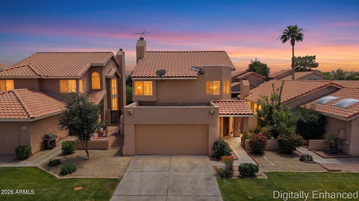 7939 W Shaw Butte Dr — photo 1