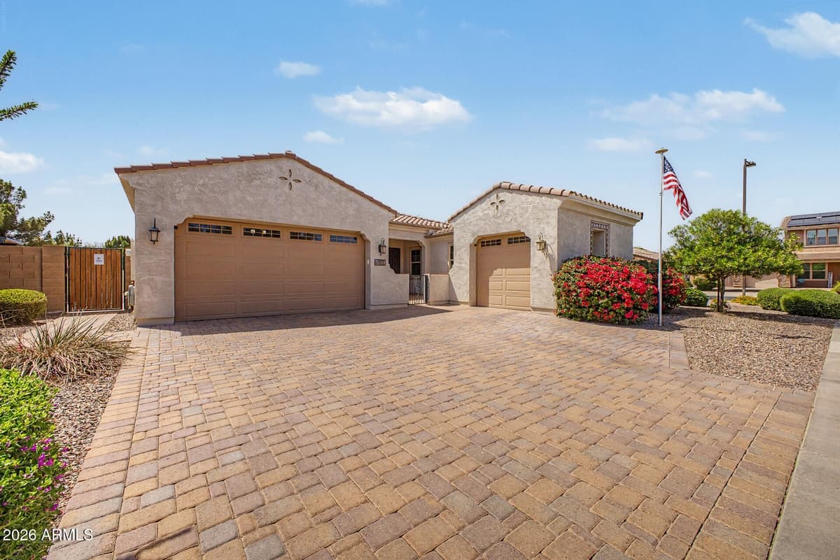 21844 S 221st Pl — photo 2