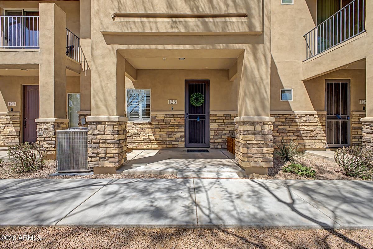 2821 S Skyline Dr 128 — photo 1