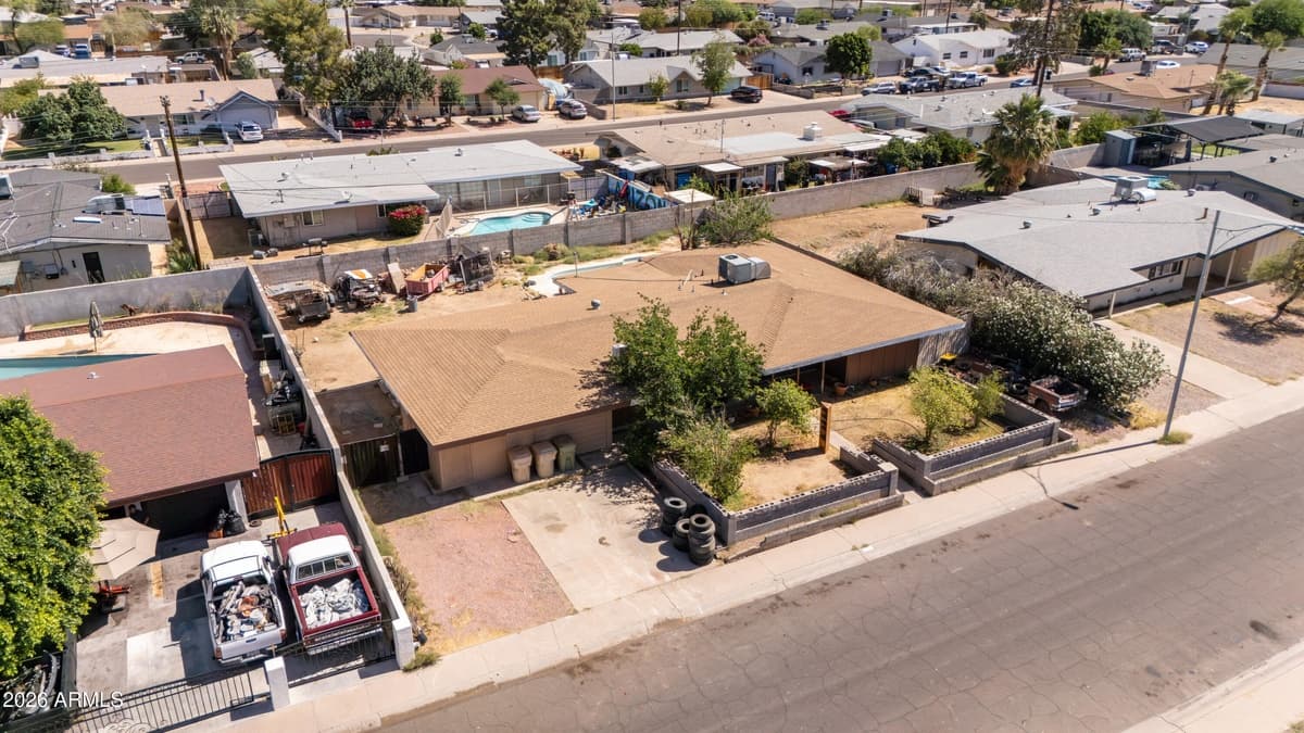 6218 W Medlock Dr — photo 1
