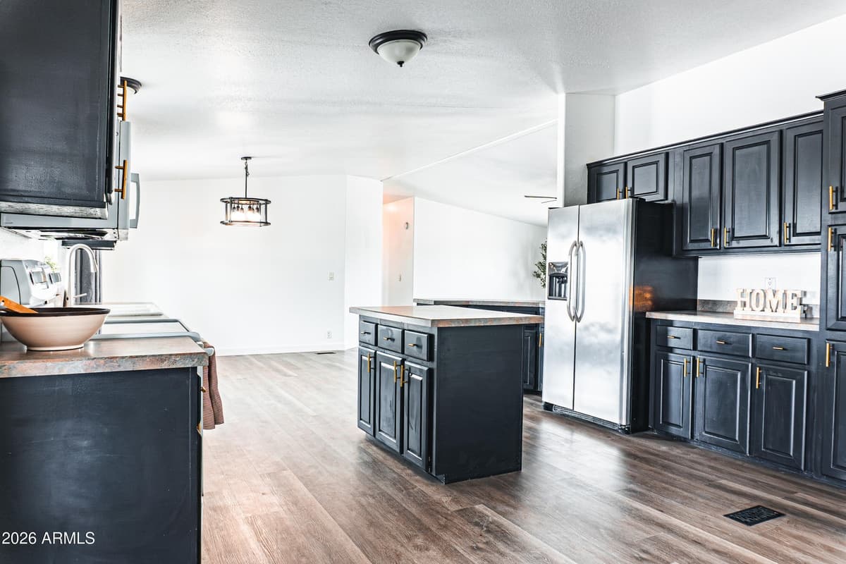 18633 W RUSTLER RD - Photo 4