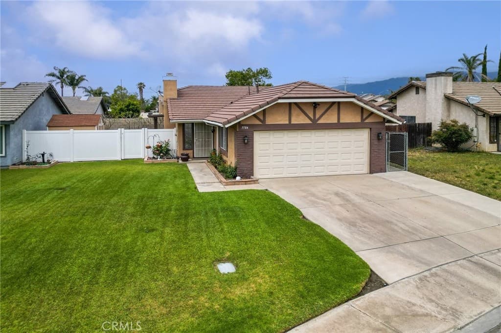 7784 Lemon Ct — photo 1