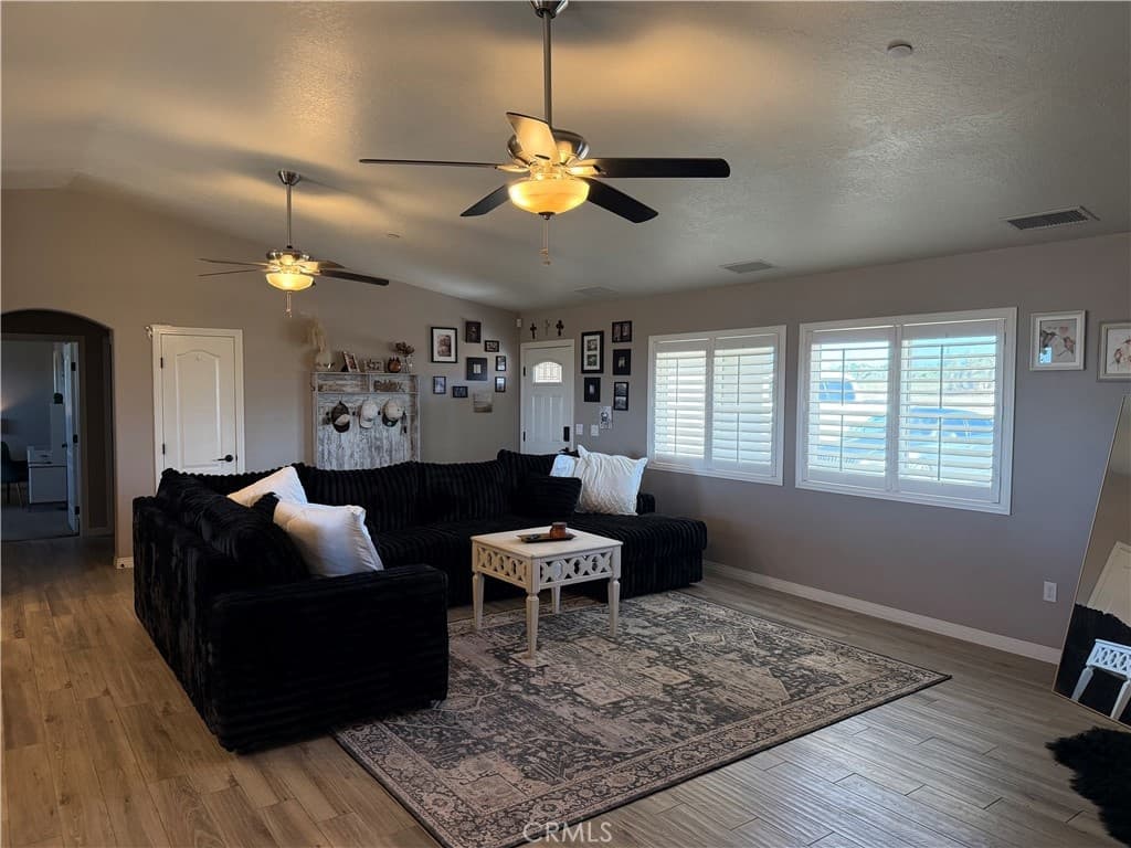 5824 White Fox Trl — photo 2