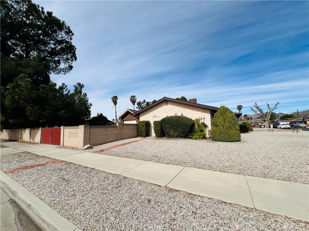 26205 Lodgepole — photo 2