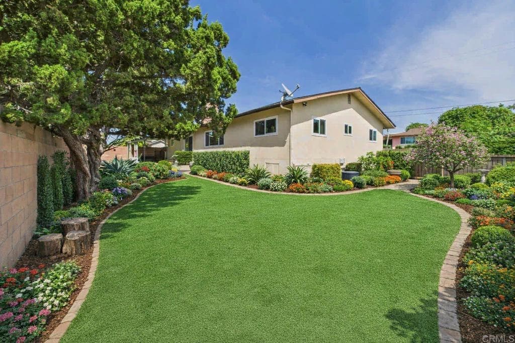 2222 Debco Dr — photo 2