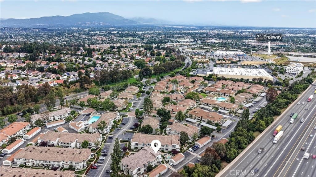 69 Brownfield — photo 40