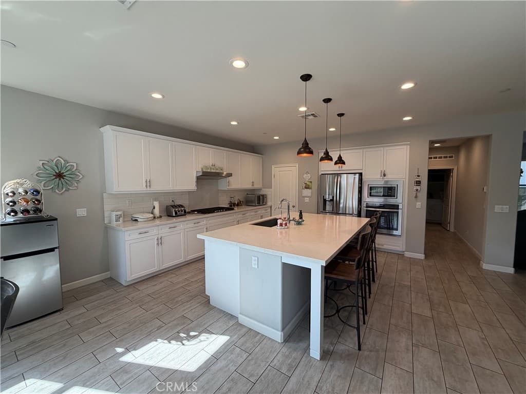29584 Olympic Dr — photo 2