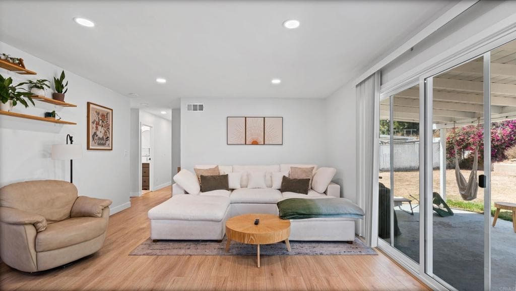 2858 Madden Ct — photo 2