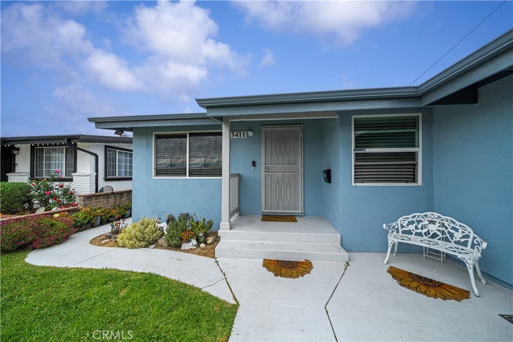 15411 Bonsallo Ave — photo 2