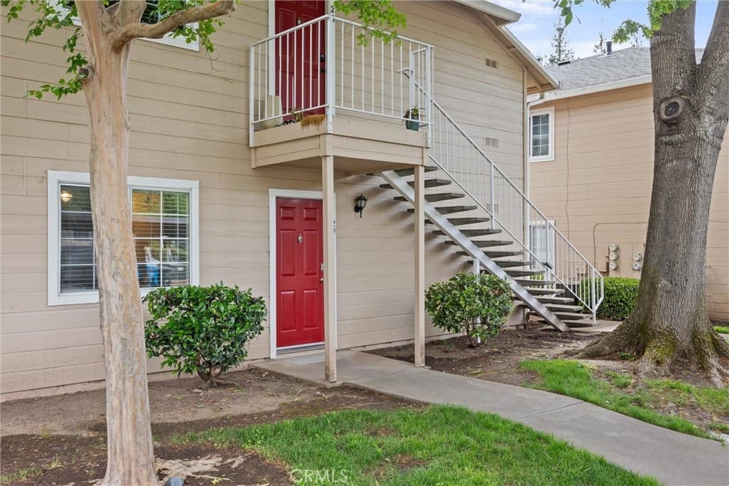 2055 Amanda Way 29 — photo 1