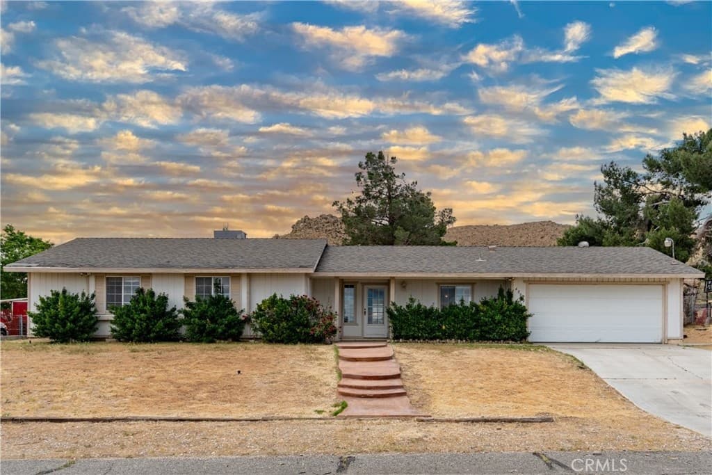 40030 176th E — photo 1