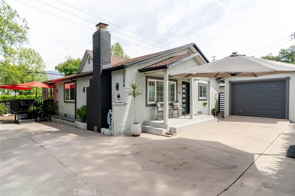 10254 Floralita Ave — photo 2