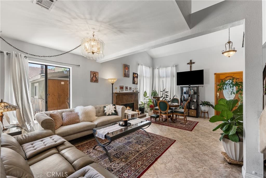 37806 SULPHUR SPRINGS - See more photos