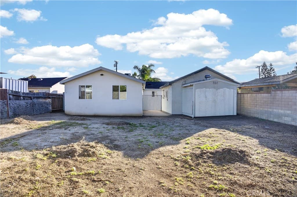 1915 7th — photo 38