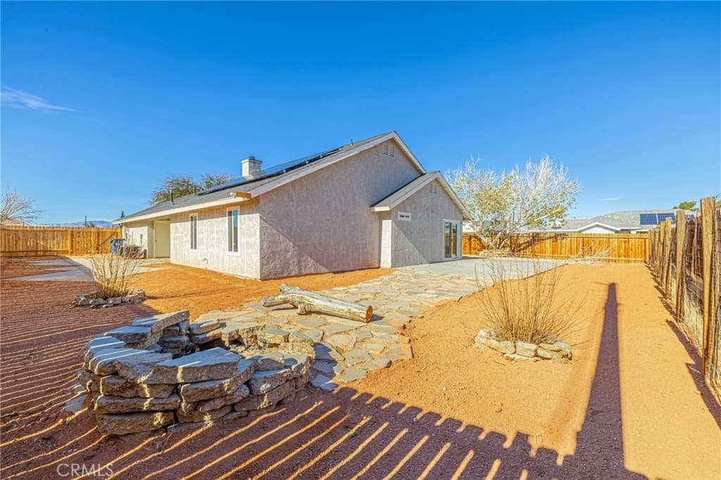 20312 Graham St — photo 24