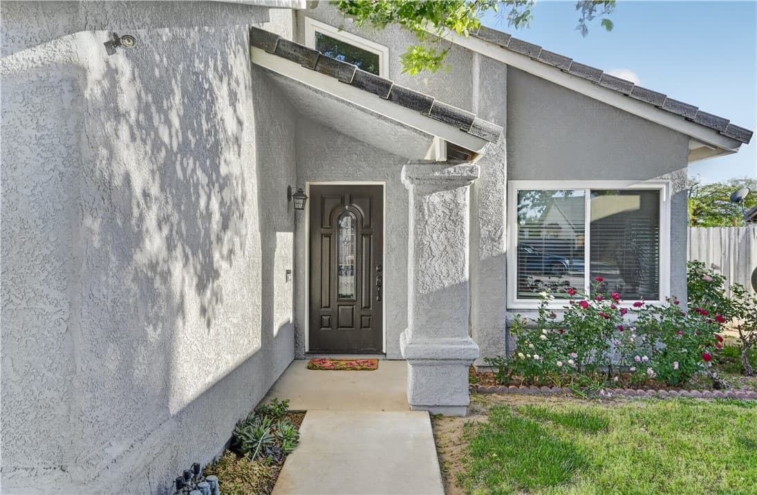 834 E Ave J6 — photo 2