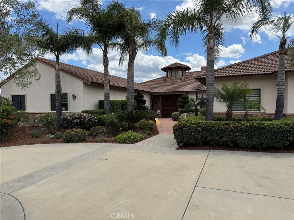 35394 Linda Rosea Rd — photo 1