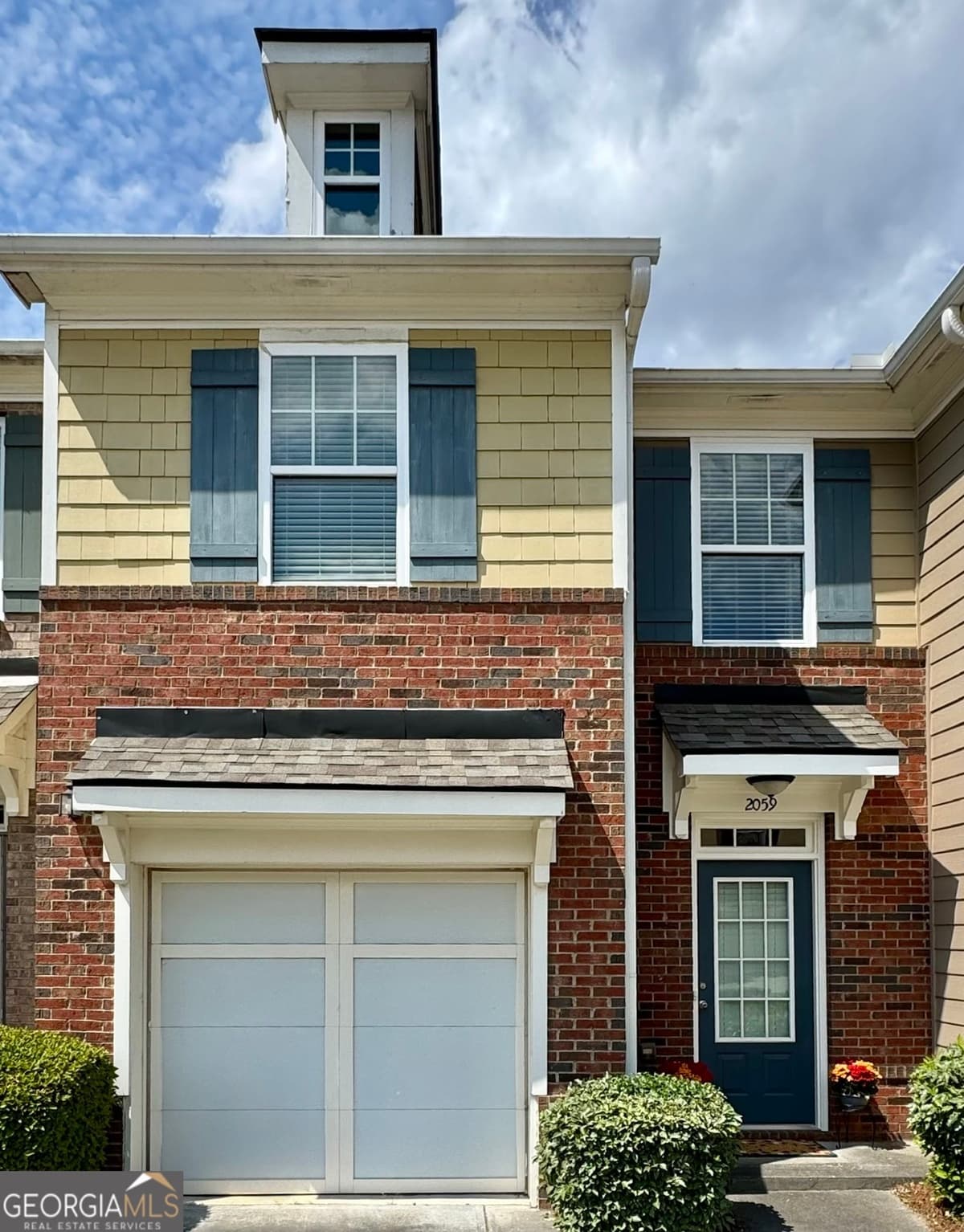 2059 Lakeshore Overlook Nw Dr — photo 1