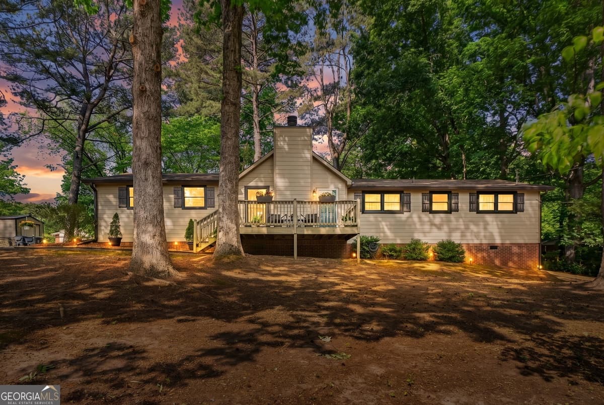 3901 Erica Circle — photo 1