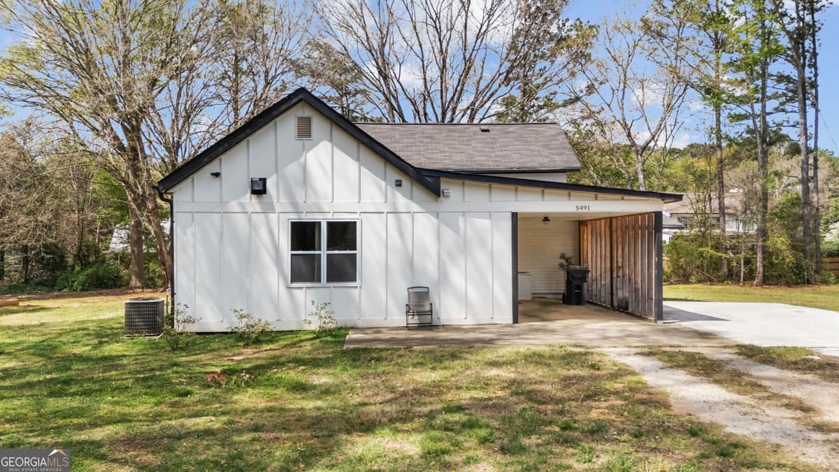 5491 Hill Rd — photo 2