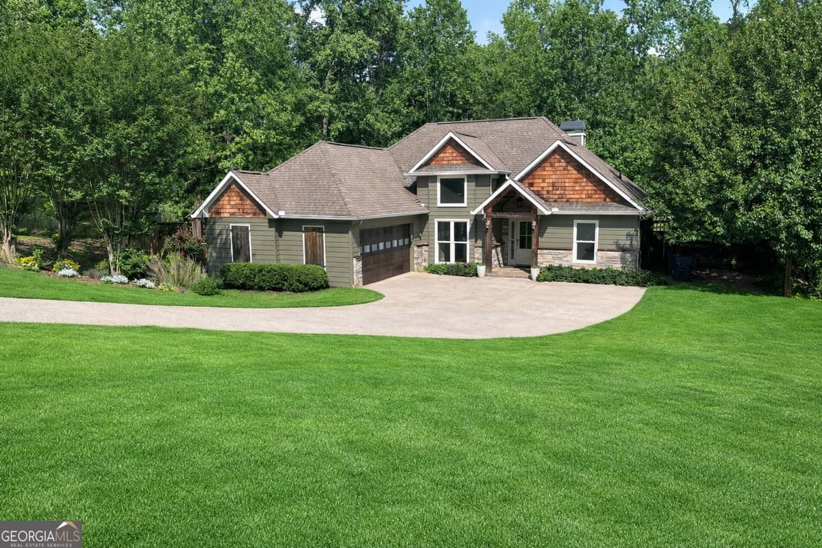 5775 Enchantress Ln — photo 1