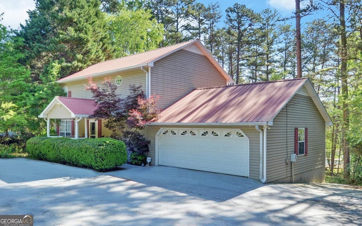 529 Chase Landing Rd — photo 1