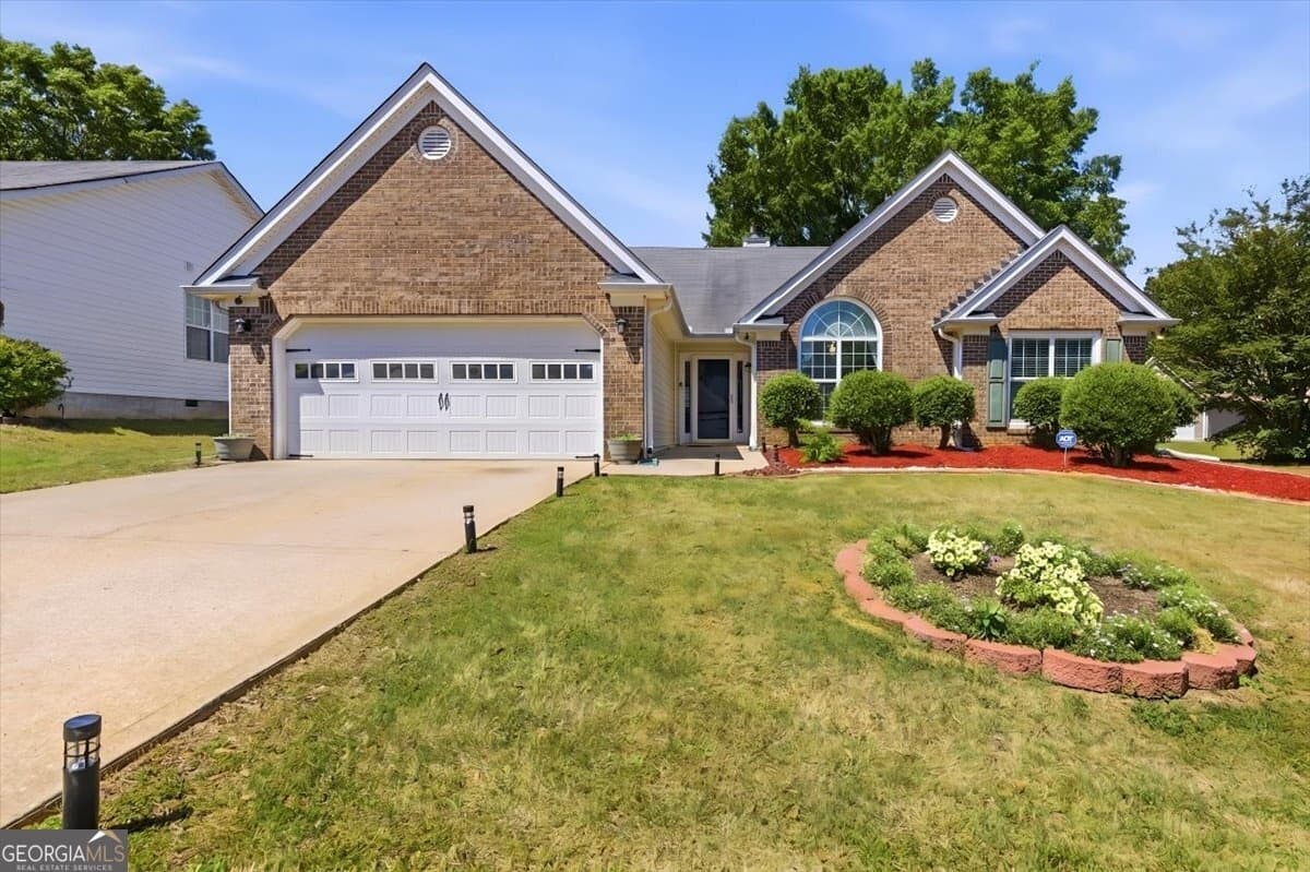 2818 Hillvale Cove Way — photo 2