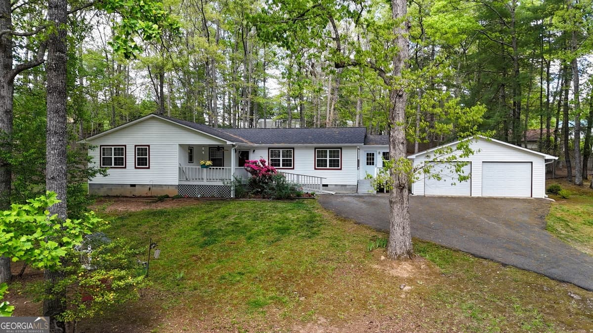 104 Country Corners Rd — photo 1