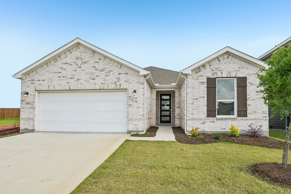 1510 Burton Dr — photo 2