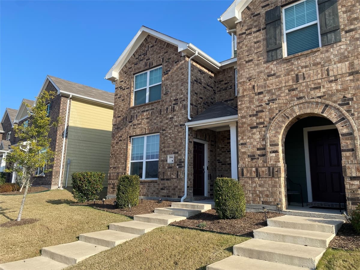 1846 Indigo Ln — photo 1