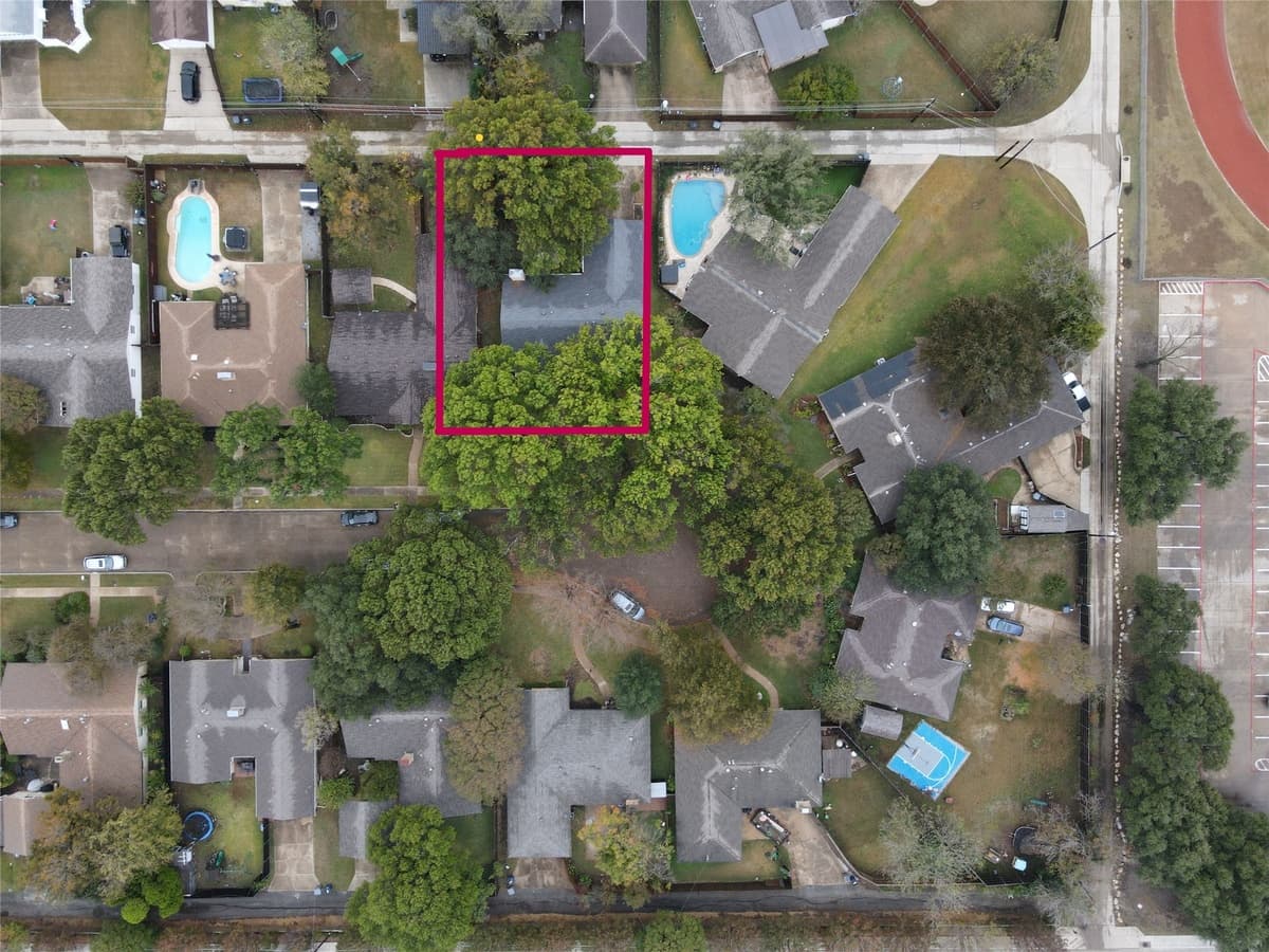 7716 El Santo Ln — photo 1