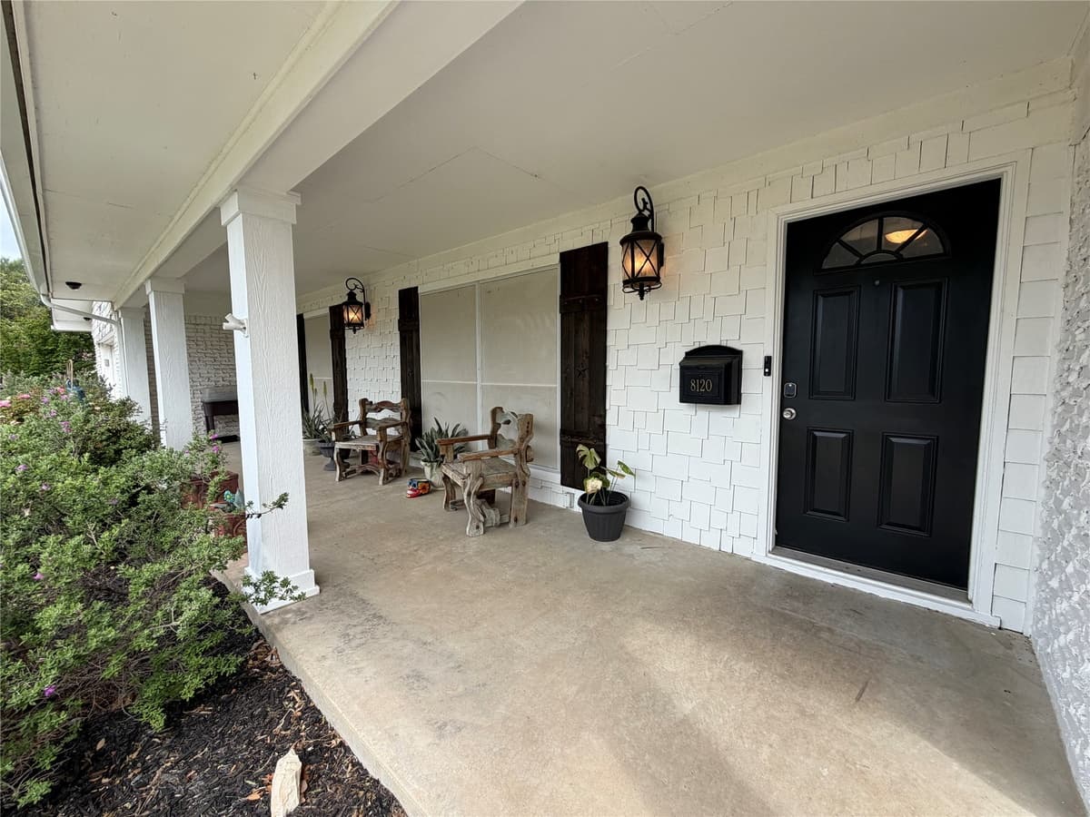 8120 Bangor Dr — photo 2