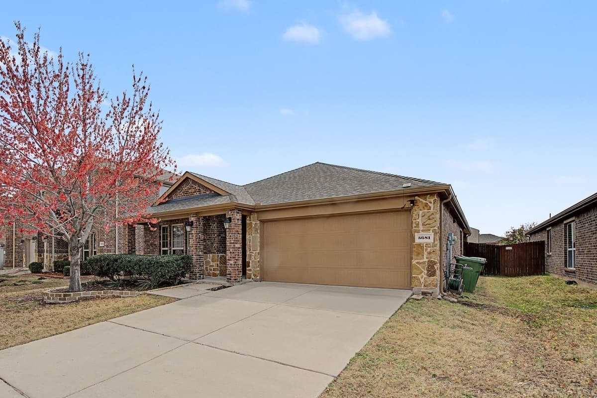 5681 Stockport Dr — photo 2
