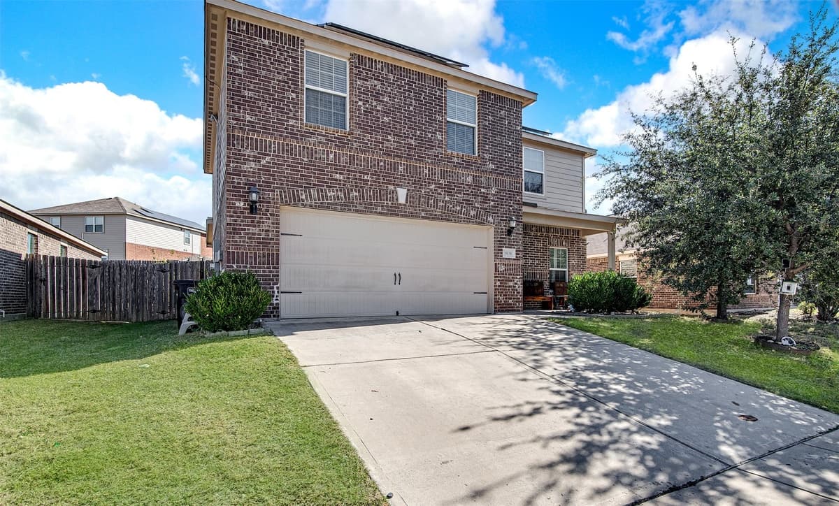6136 Nathan Creek Dr — photo 2