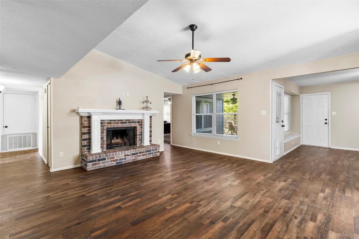 9212 Shipman St — photo 1