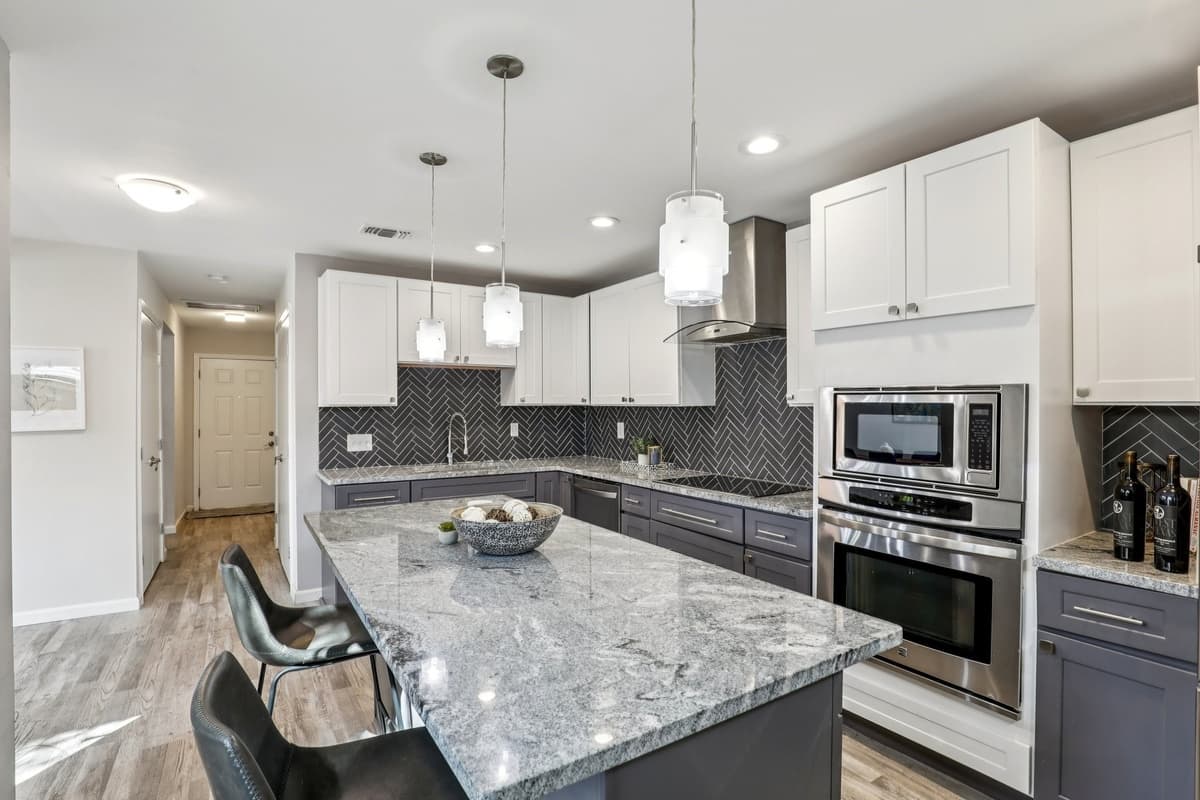 13814 Brookgreen Dr — photo 1