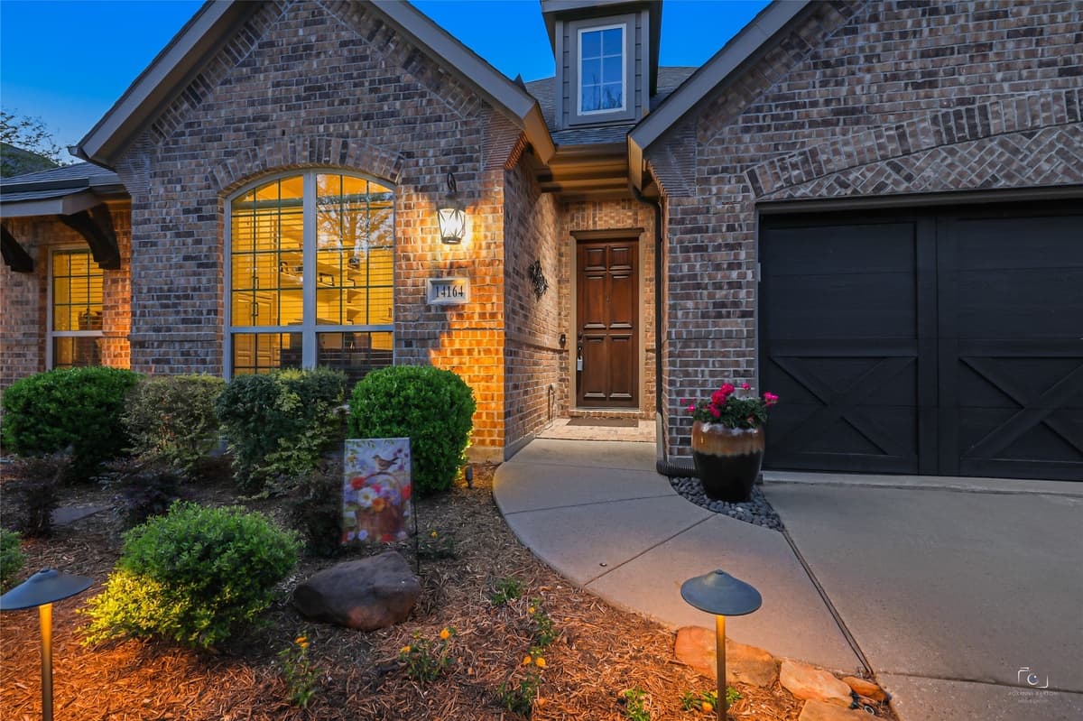 14164 Badlands Dr — photo 1