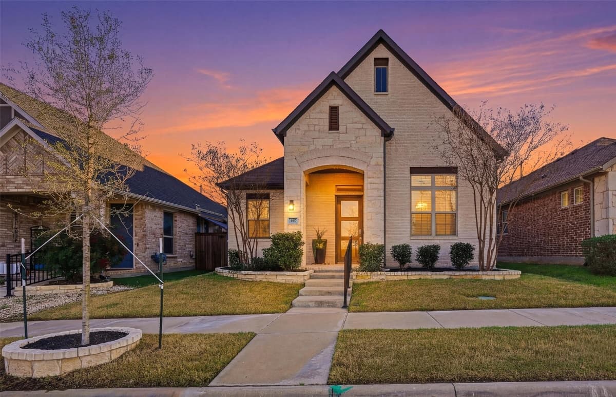 480 Caitlyn Way — photo 1