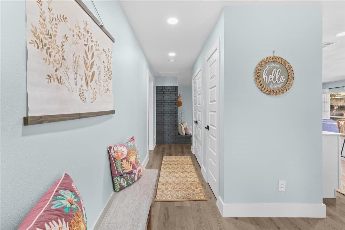 5089 Nash Dr — photo 2