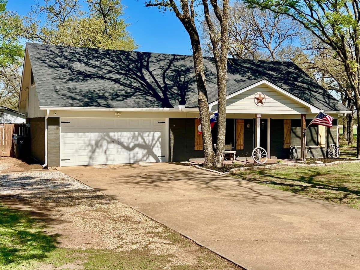 4506 Kendall Ln — photo 1