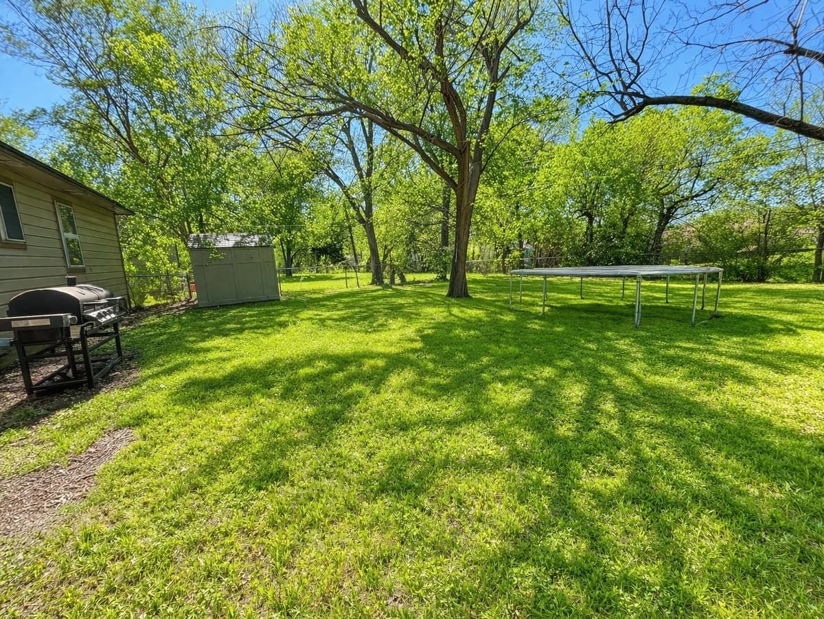 1117 Rancho Dr — photo 17