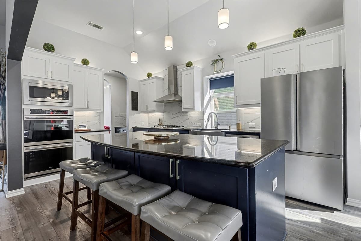 306 Calhoun St — photo 1