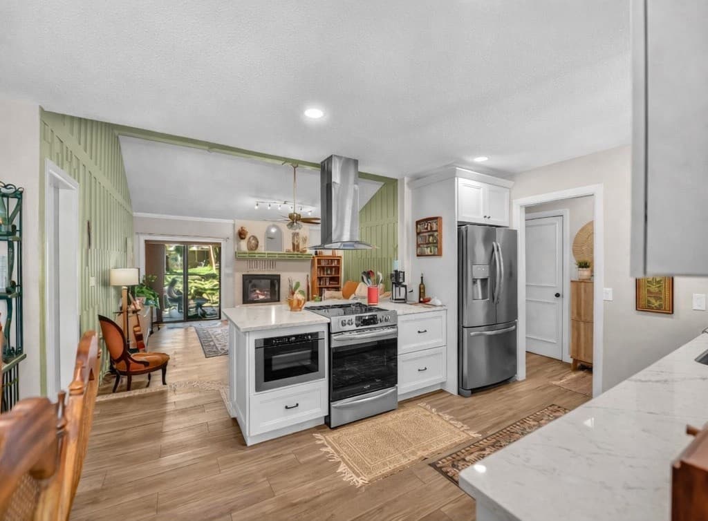 1314 Foster Ln — photo 2