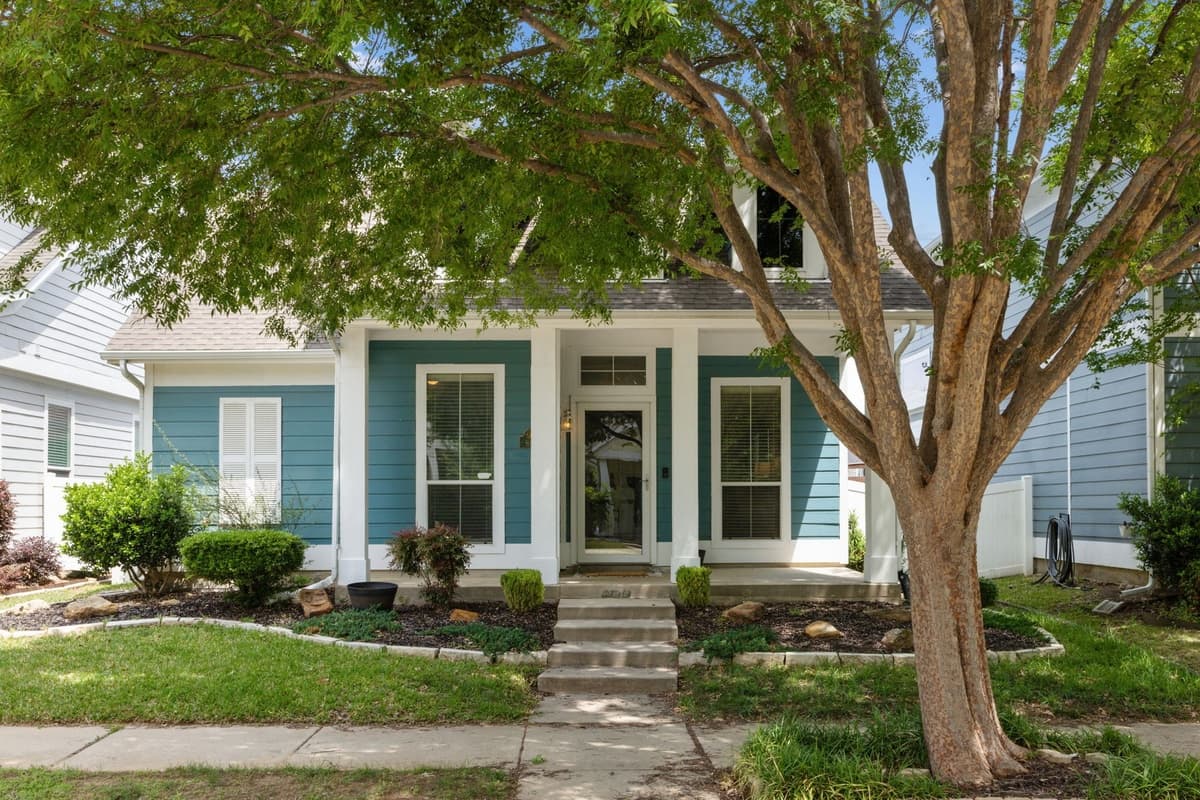 9113 Waterman Dr — photo 2