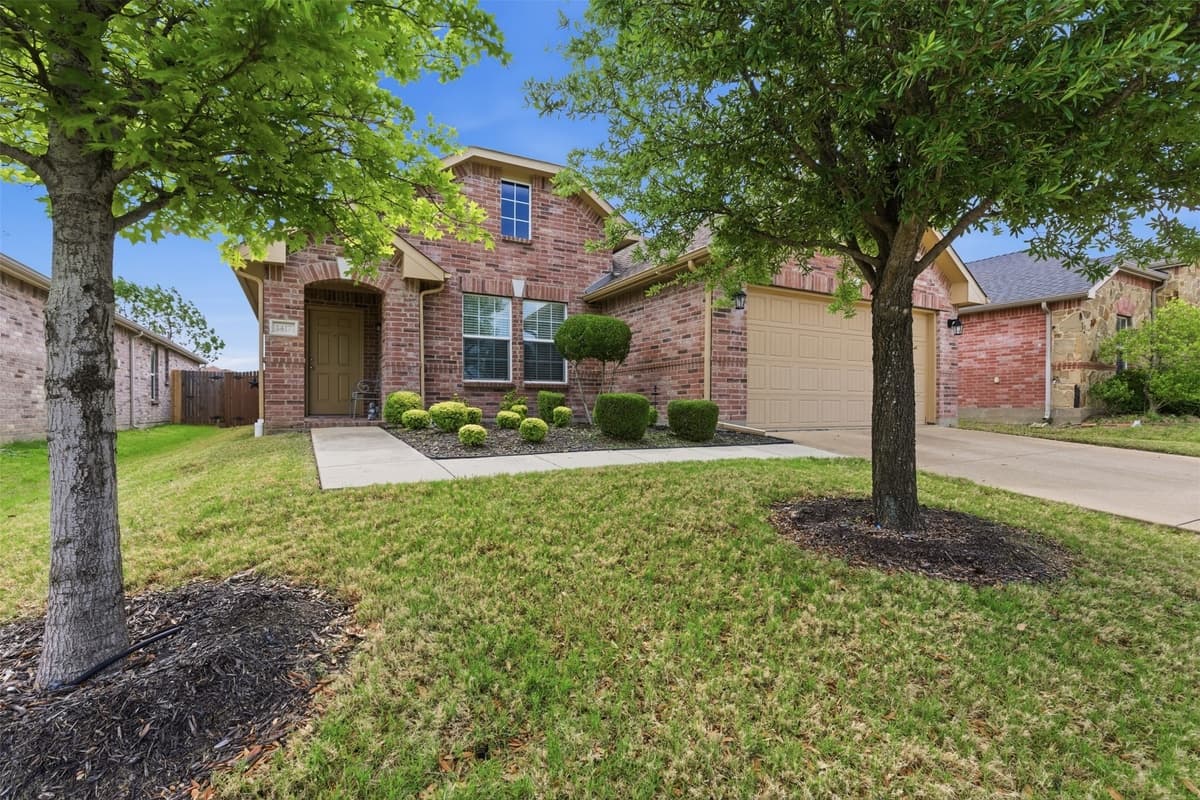 1417 Lone Pine Dr — photo 2