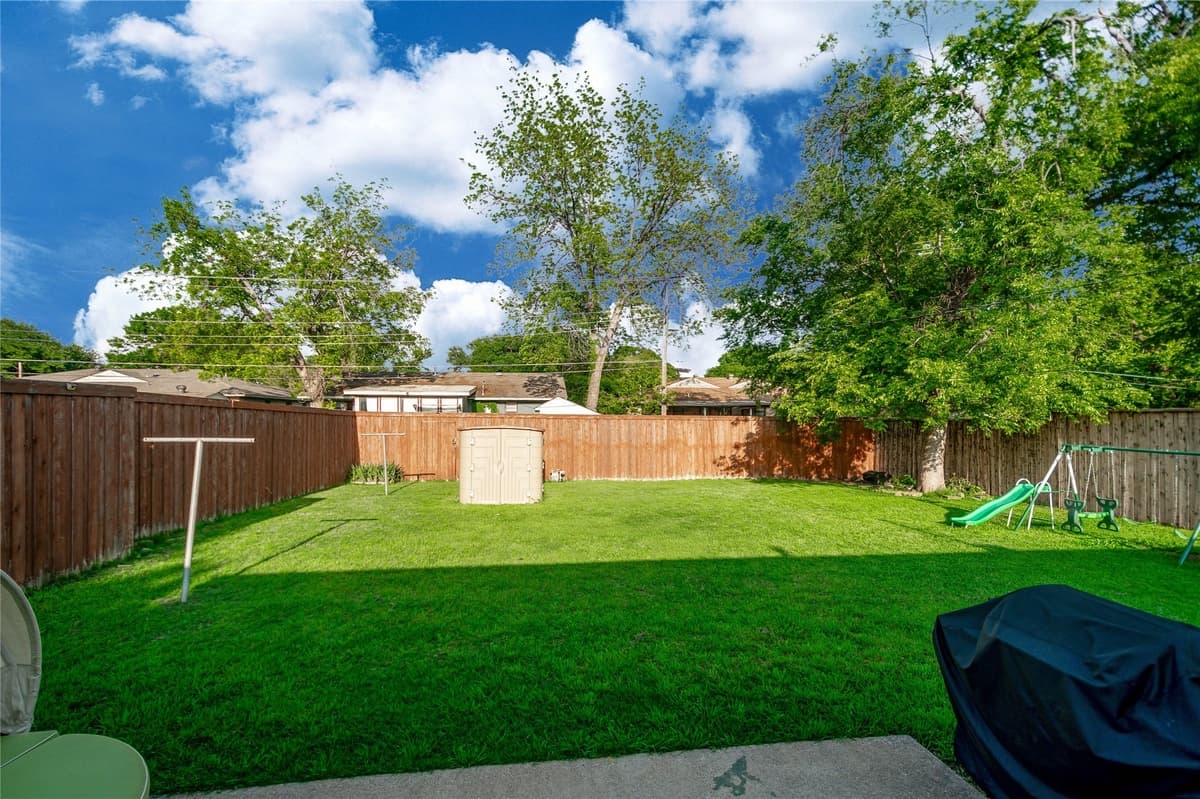 2518 Newcastle Dr — photo 29