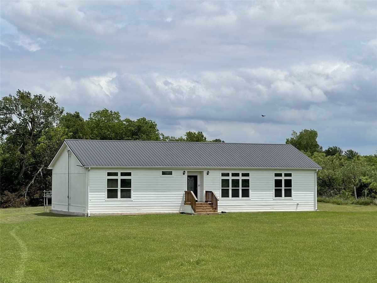 1408 Fm 3119 — photo 1