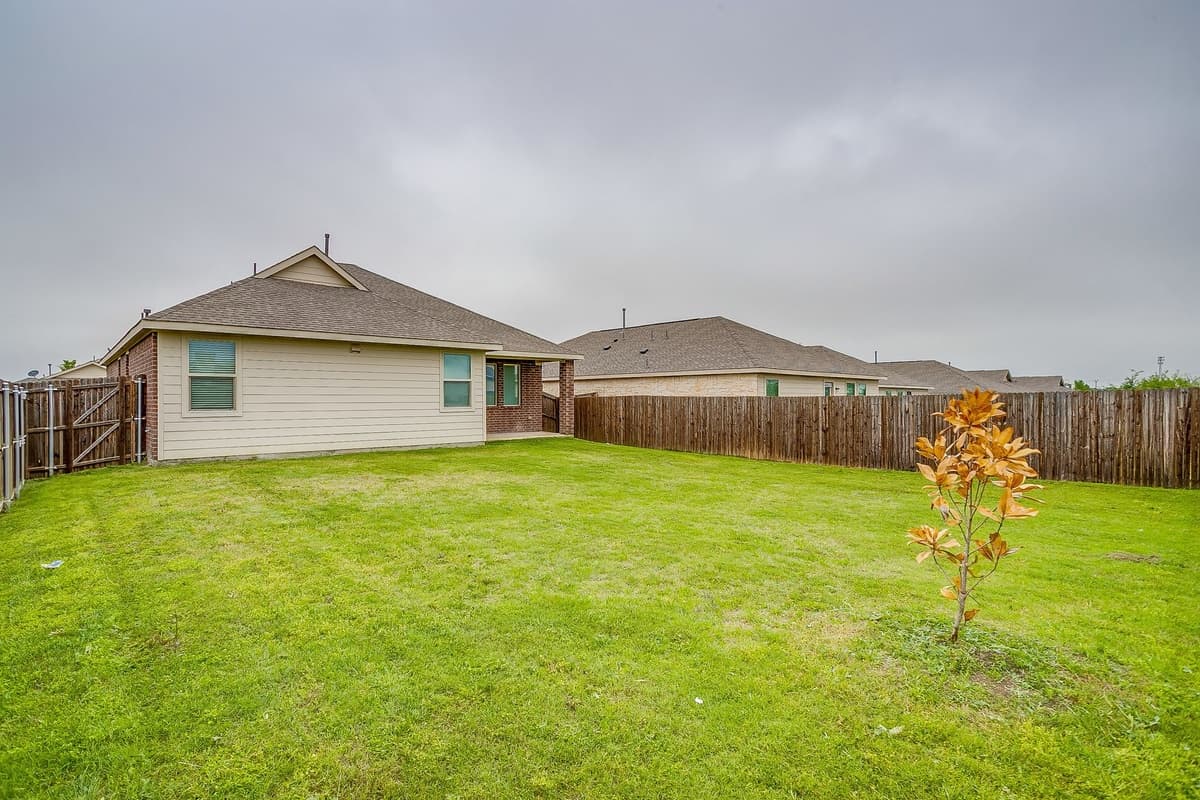 1605 River Crossing Dr — photo 40