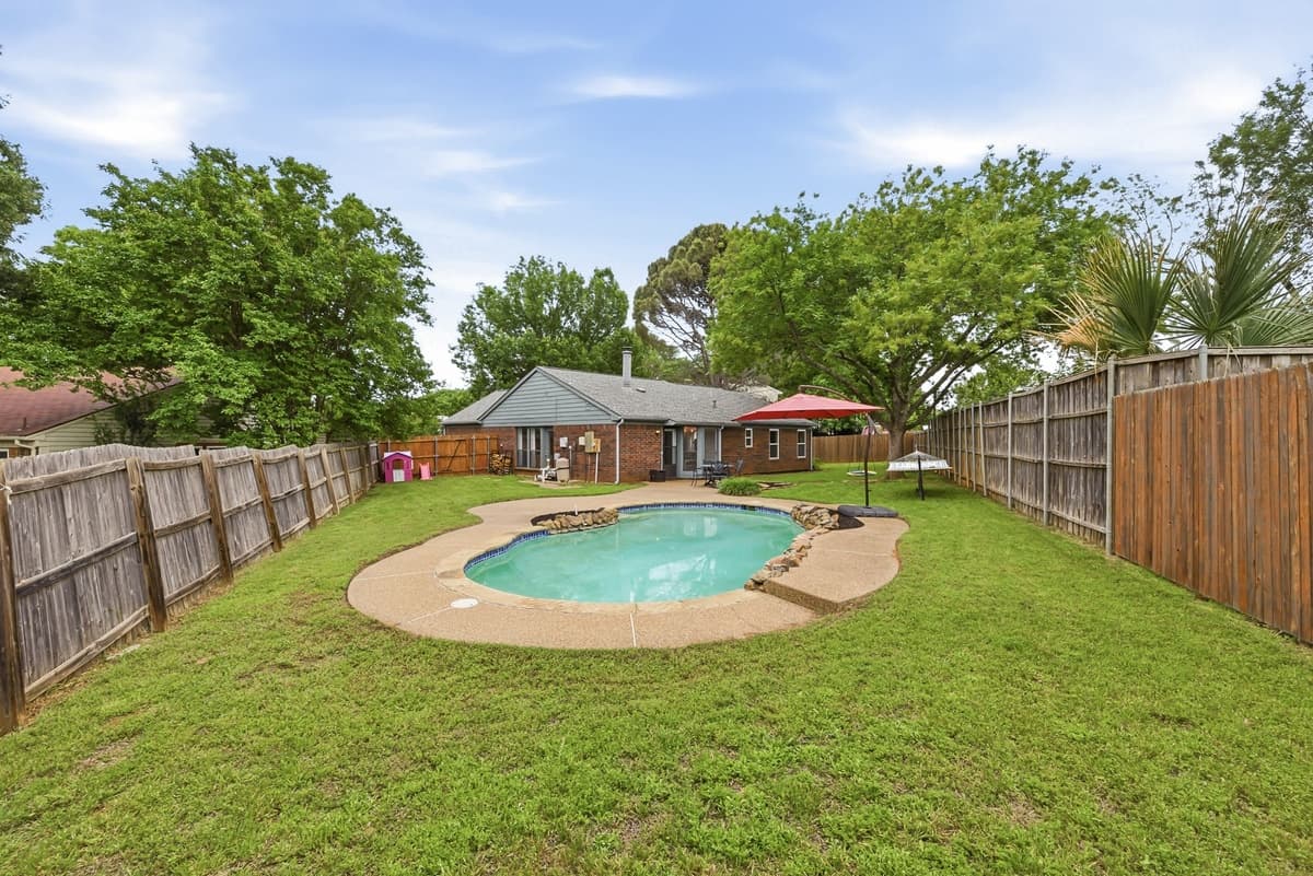 1814 Leafwood Ct — photo 29