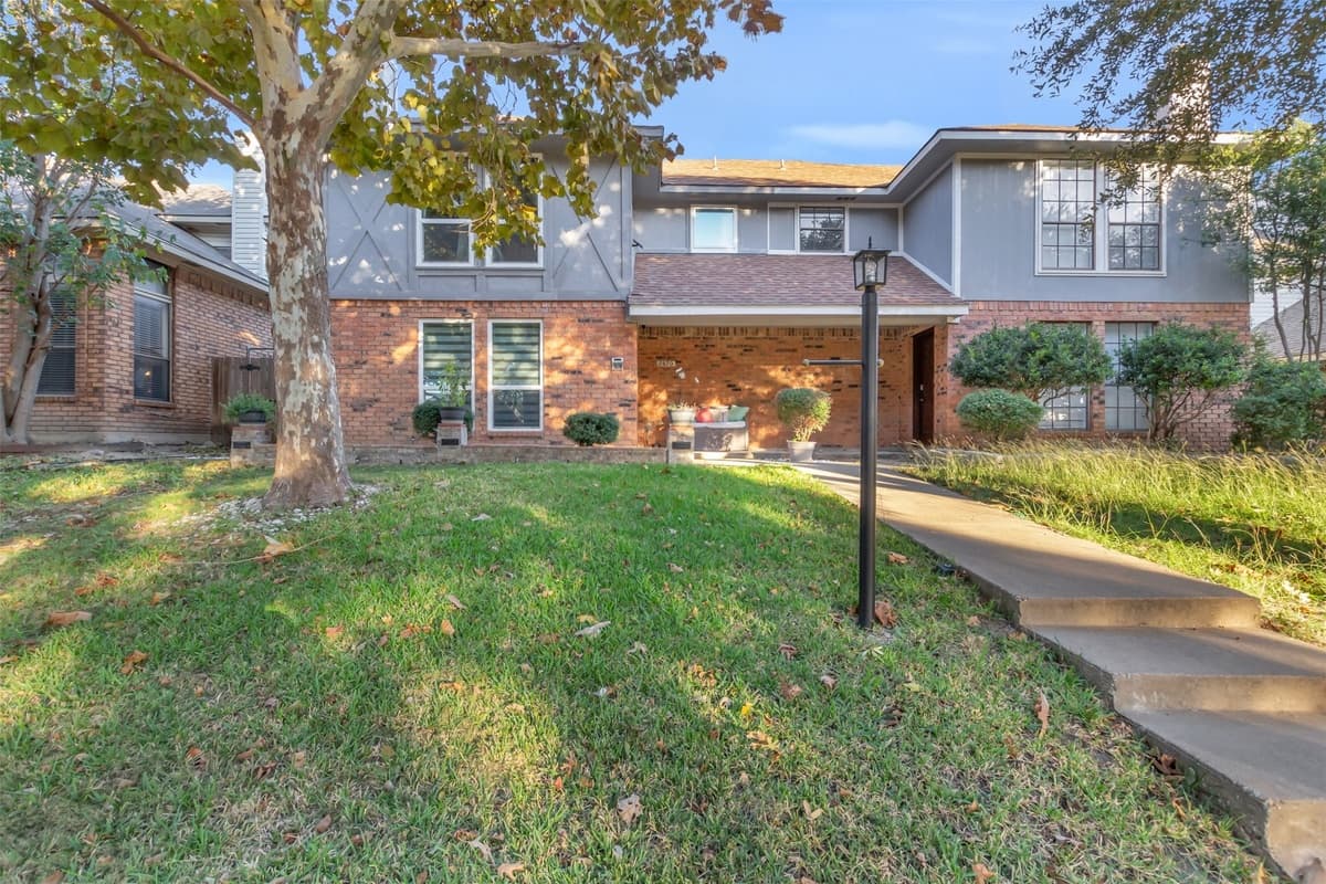 7670 Kings Ridge Rd — photo 1